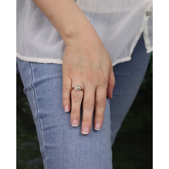 10k Yellow Gold and White Gold Peridot and Diamond Ring Size 6 3/4 - Picture 4 of 7